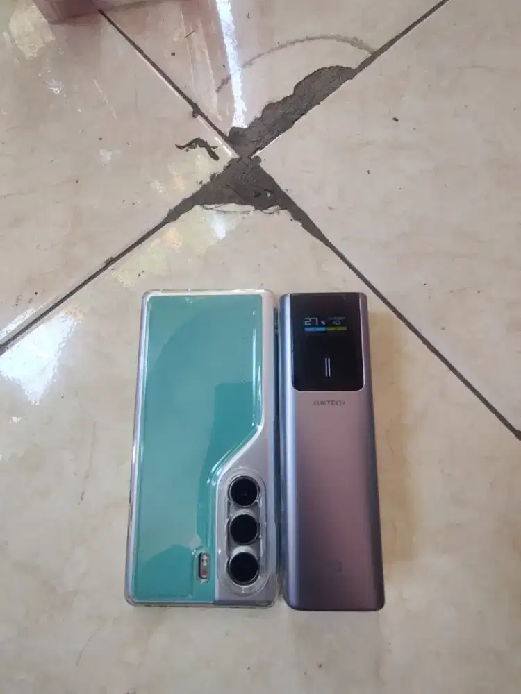 Jual Cepat! TECNO CAMON 40 Pro 5G - second Like New, Garansi Resmi!