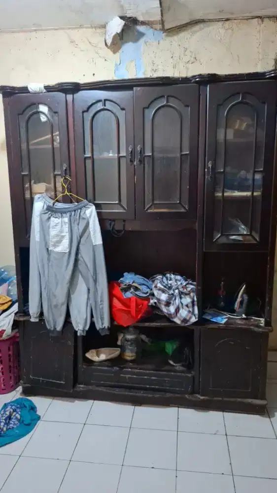 Lemari bupet ruang tamu