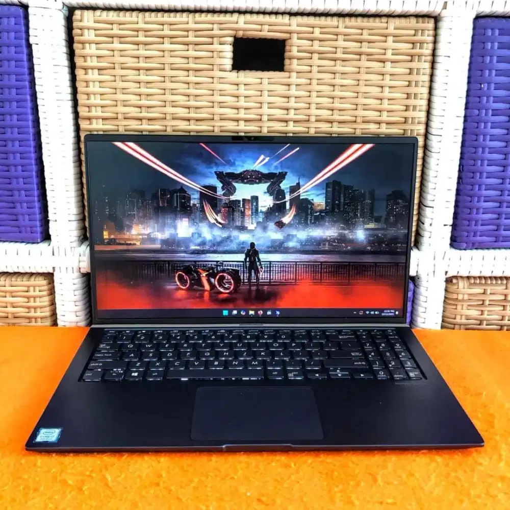 Laptop gahar slim Asus Zenbook UX533VD gaming i7 RAM 16 VGA Nvidia GTX