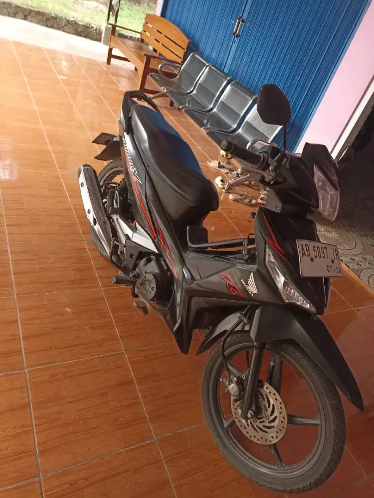 Supra 125 DD 2018 ab bantul hitam dof