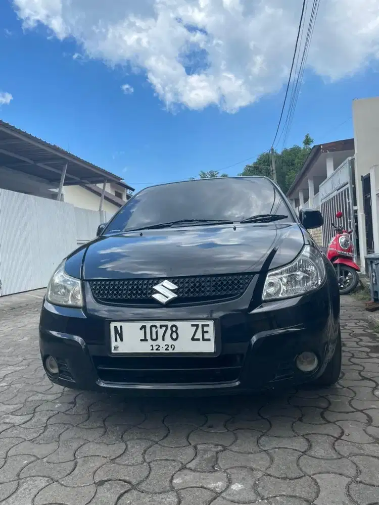 Mobil suzuki x-road 2008