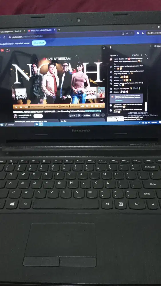 Jual laptop LENOVO i3 1.700.000 nego