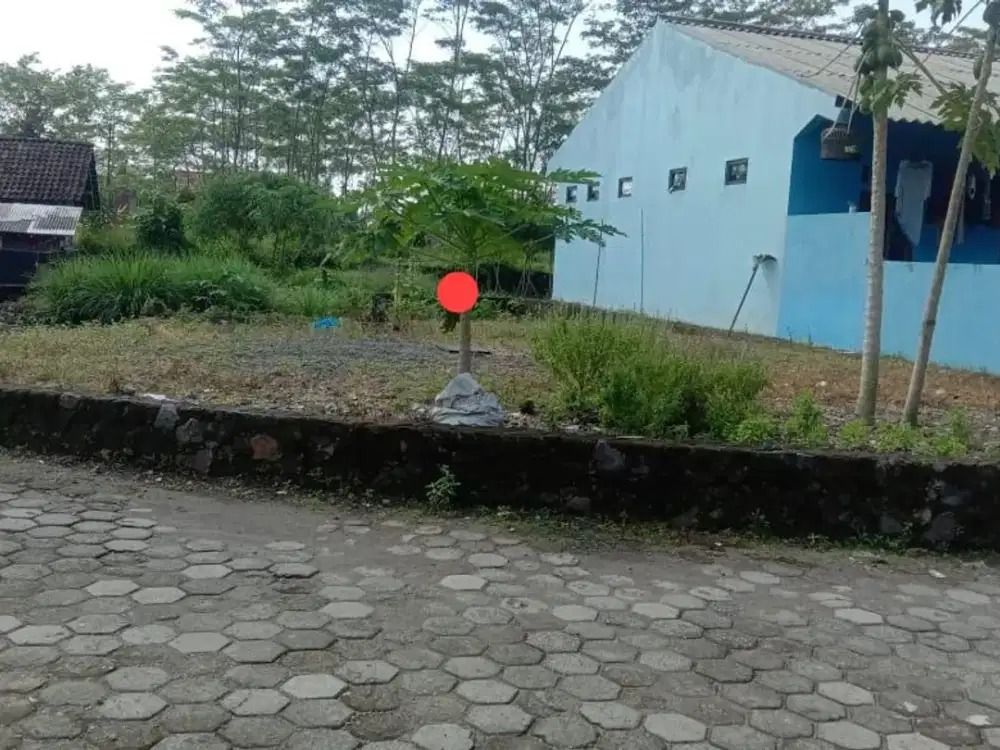 Tanah Pekarangan Utara Waroeng Watoe Gajah Sleman #Kode : TP 159