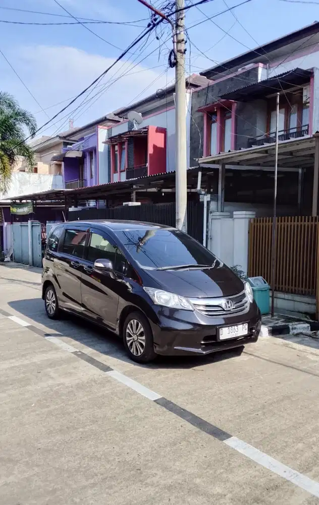 Honda Freed 2012 Bensin