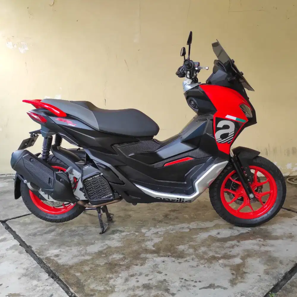 Aprilia SR GT 200 tahun 2024 mint condition