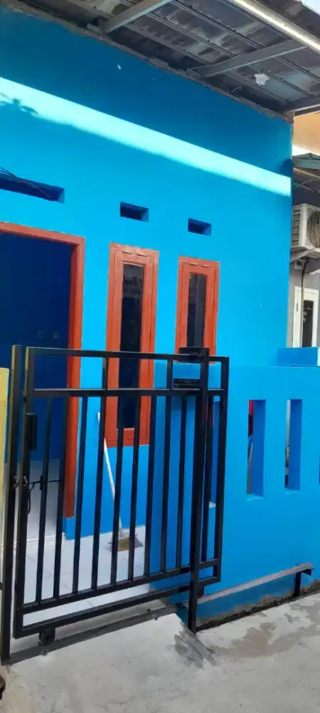 Di Jual kontrakan 1 pintu 3 ruang listrik token air pakai jet pump