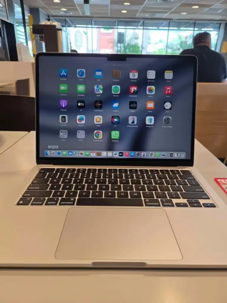 Macbook Air M3 memori 512/24GB IBOX RESMI