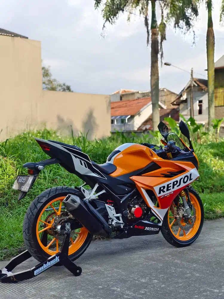 KM 9K AJA! HONDA NEW CBR 150R ABS REPSOL 2021 PAJAK PANJANG SUPERB