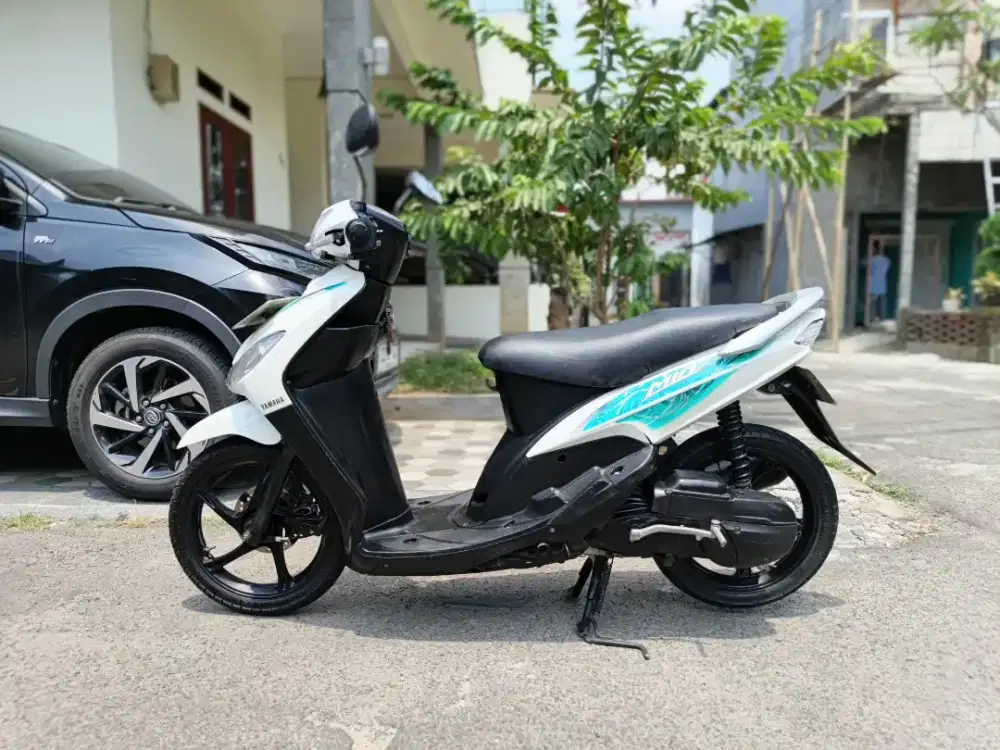 Yamaha mio smile tahun 2011 Kondisi Bagus