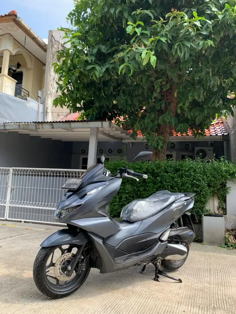 HONDA PCX 160 CBS KM 9 RB LIKE NEW