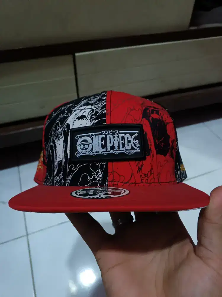 Topi Snapback One Piece Import