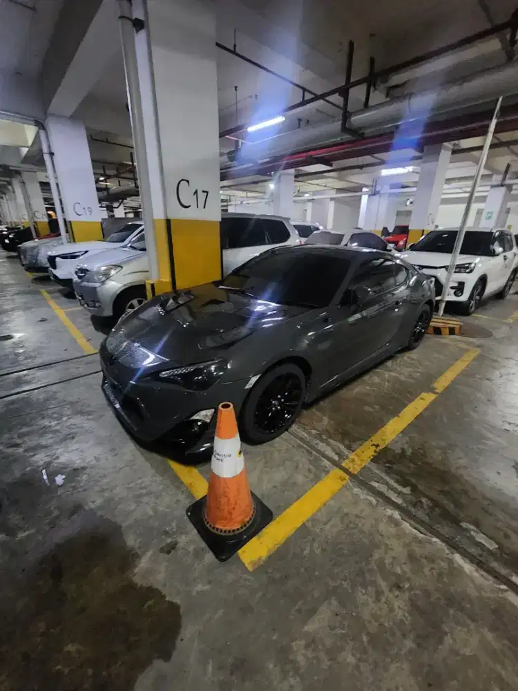 DIJUAL TOYOTA 86 2012
