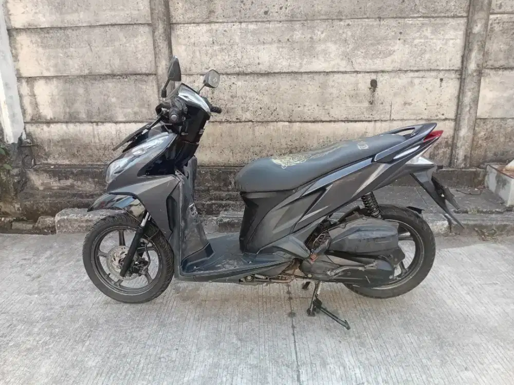 Vario 125 tahun 2015