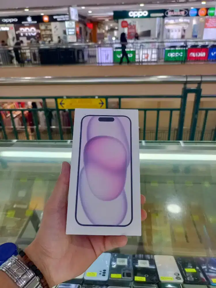 IPHONE 15 128 BARU