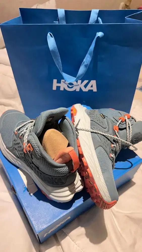 HOKA Anacapa 2 Mid GTX original (wanita)