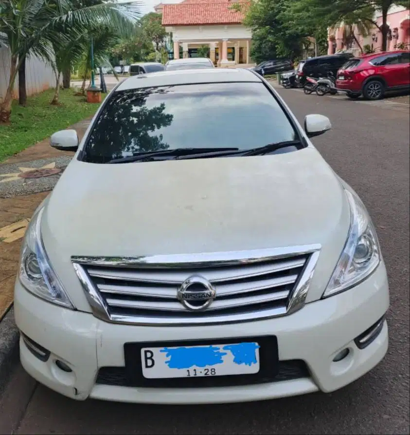 Nissan Teana 2.5 XV Bensin Automatic Putih 2013