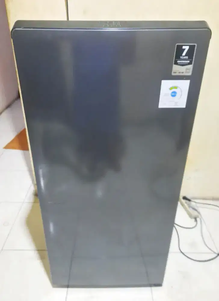 Jual kulkas aqua 1 pintu no mines