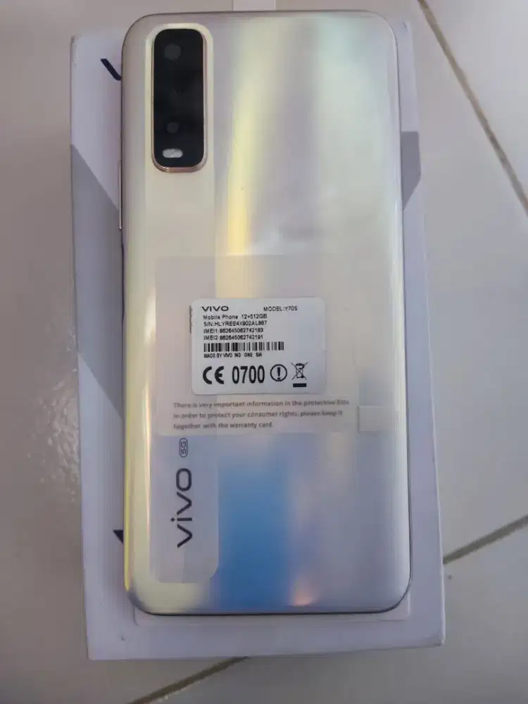 Handphone Vivo y70s