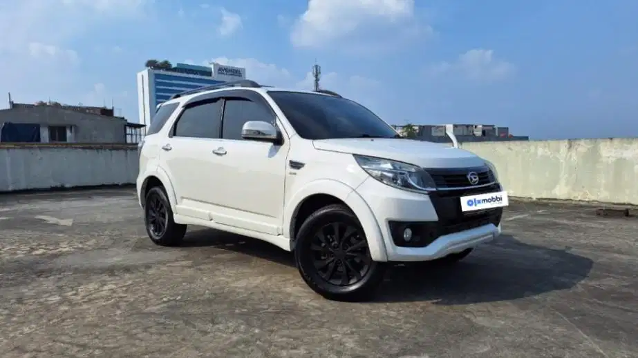 PROMO Low Angsuran Daihatsu Terios 1.5 R Bensin-MT 2016 3PD