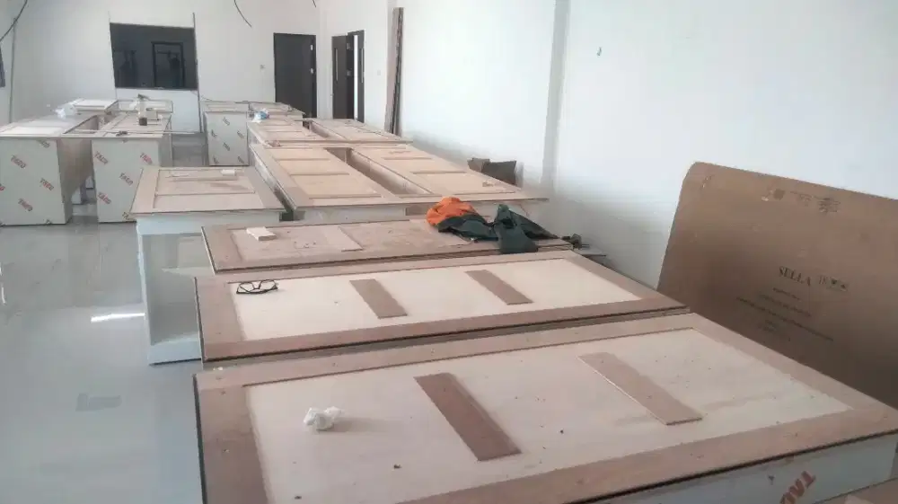 Furniture Kantor Custom
