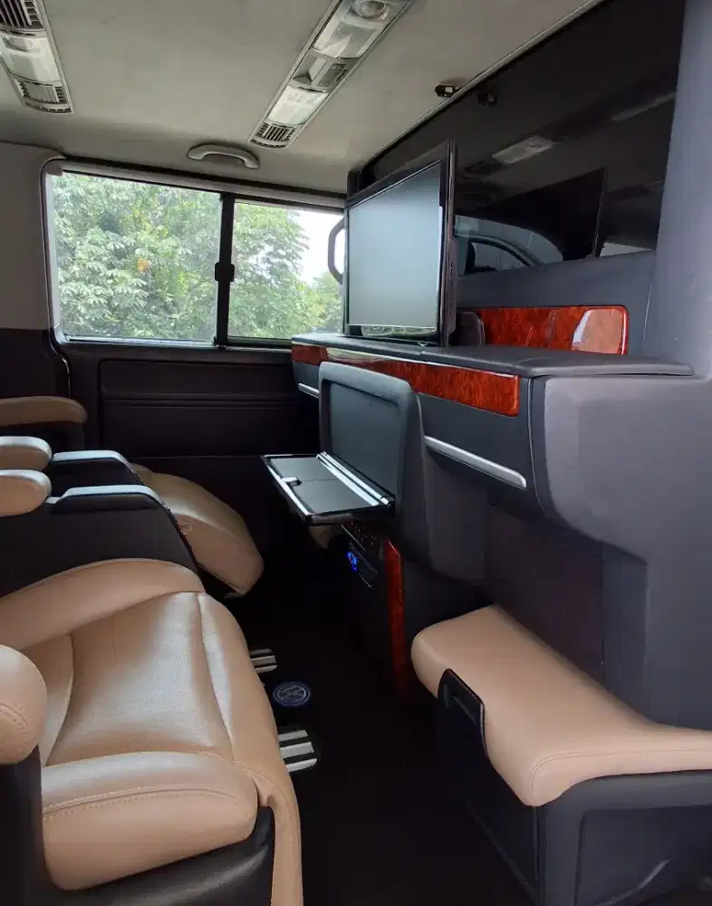 MURAH. LOMBARDI VW Caravelle TDi 2014 Diesel volkswagen alphard 2013