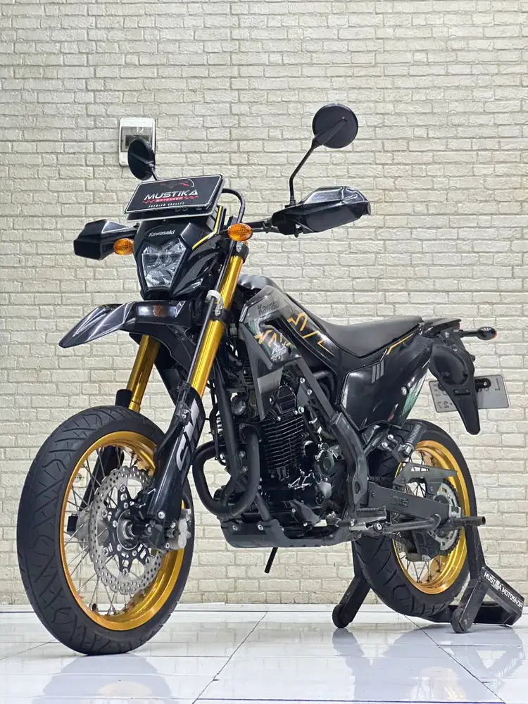 klx 230 SM Mulus Istimewa
