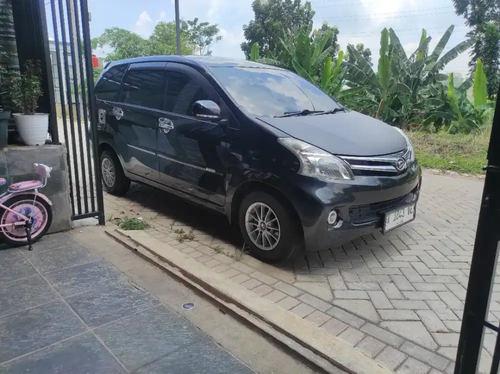 Xenia M km rendah