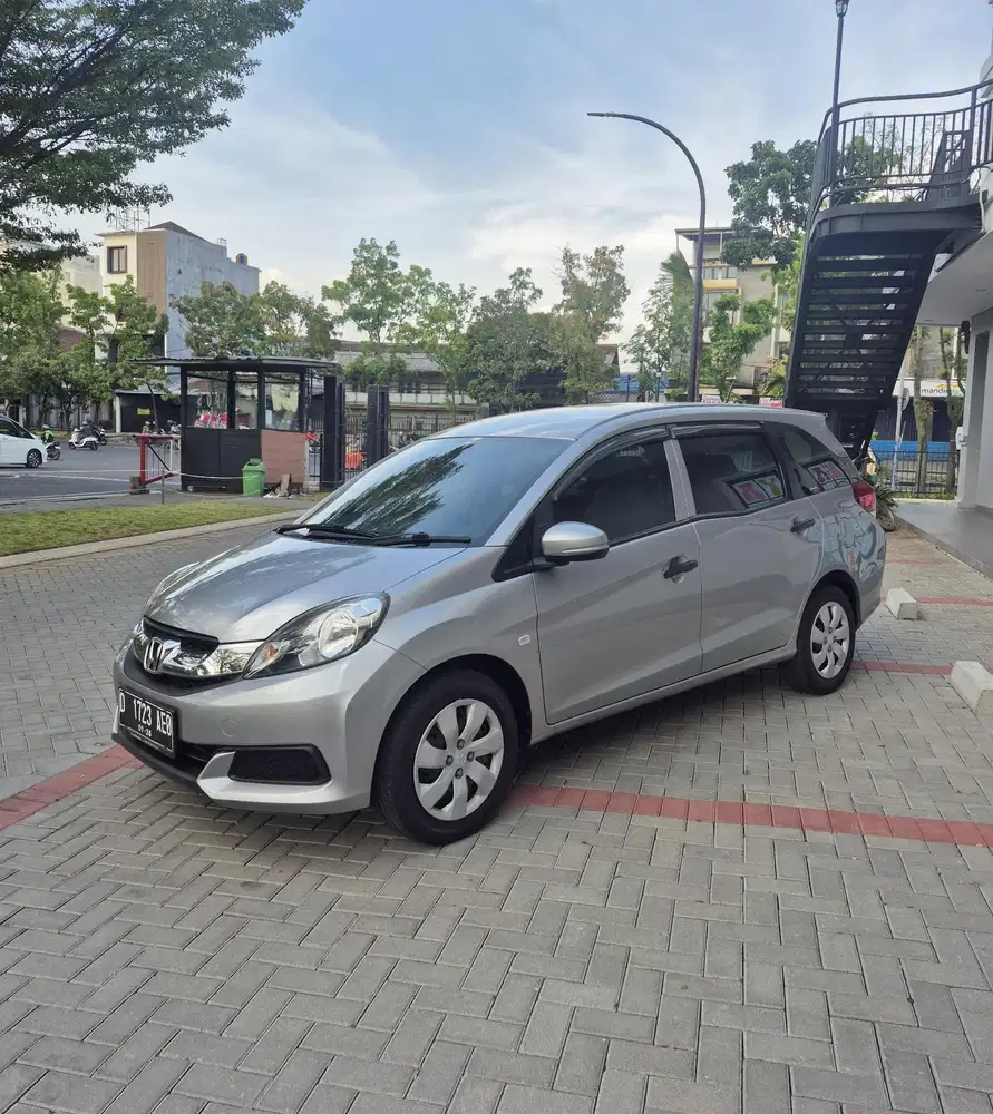 DP 5jt Honda Mobilio S M/t  2016 MURAH