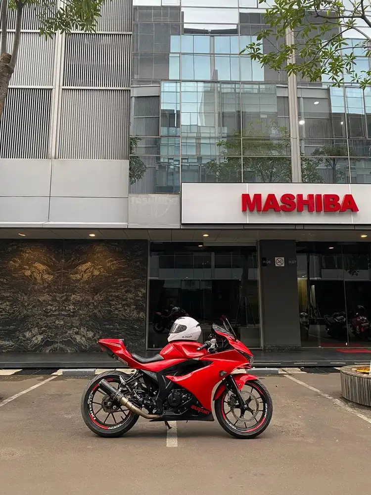 Di jual GSX 150
