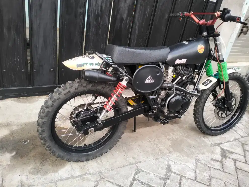 trail jadul clasic oldskul
