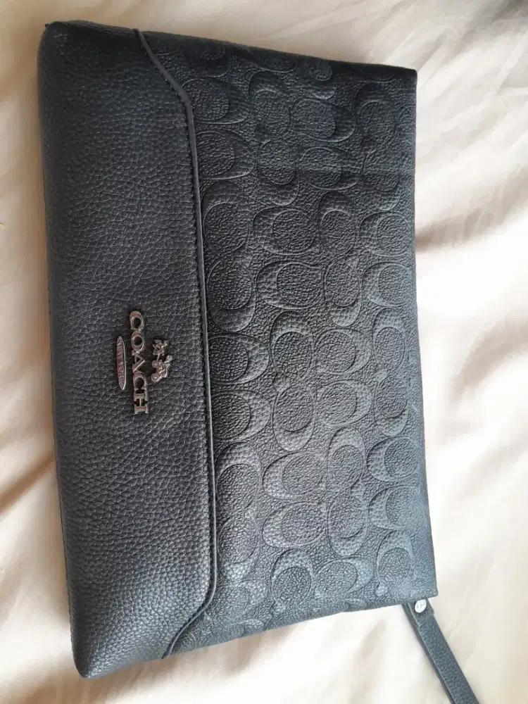 Tas pouch kondisi 95% jarang pake