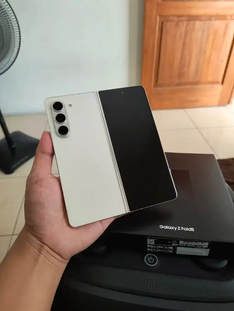 Samsung z fold 5 cream 12/512gb fullset mulus
