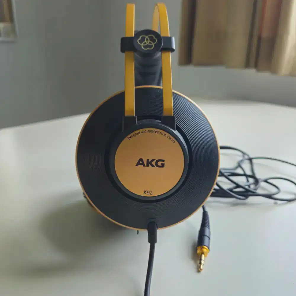 HeadPhone AKG K-92 Professional Back Monitor Studio Headphone UnitOnly