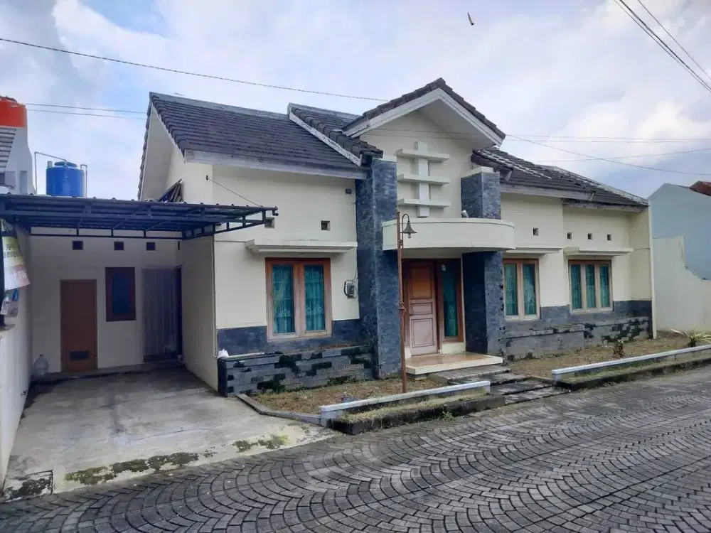 RUMAH MURAH CANTIK SIAP HUNI DALAM PERUMAHAN GODEAN