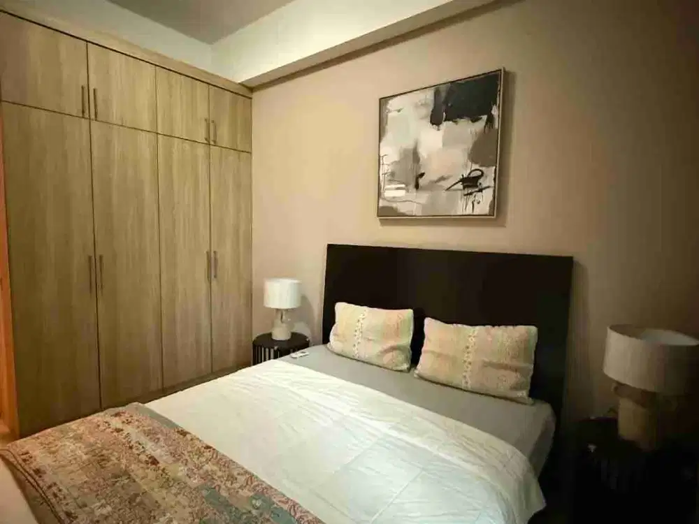 DISEWA APARTEMEN MEWAH KEMANG VILLAGE BULANAN SUDAH FURNISHED TIPE 3BR