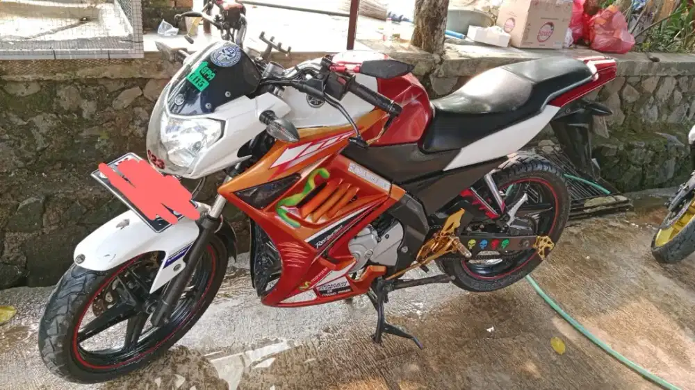 VIXION 2013 MERAH