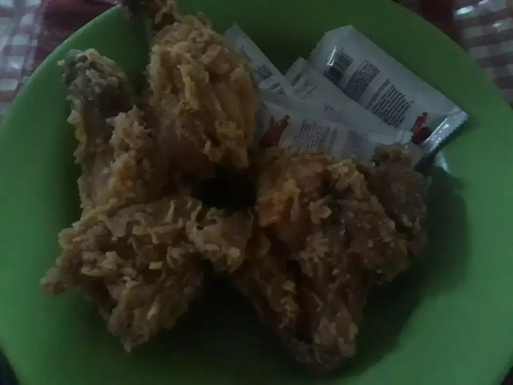 Ayam Nasi dan Minum botol