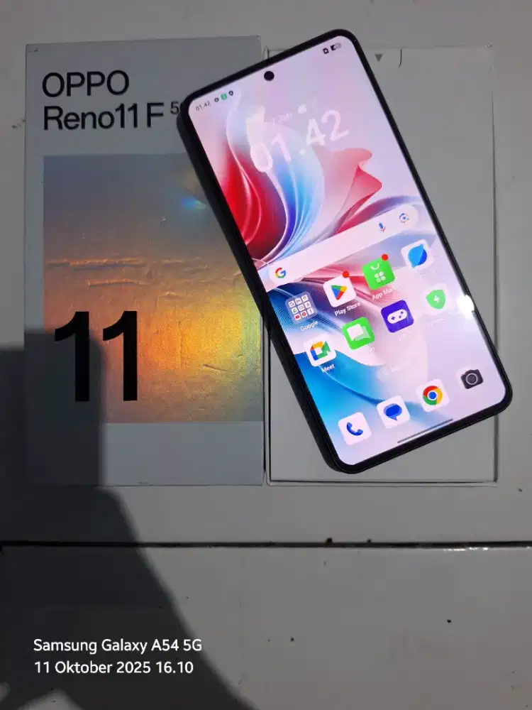 Oppo Reno 11F 5G 8+8/256GB Fullset