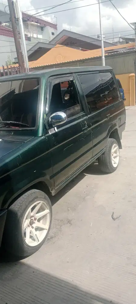 Toyota Kijang 1988 Bensin