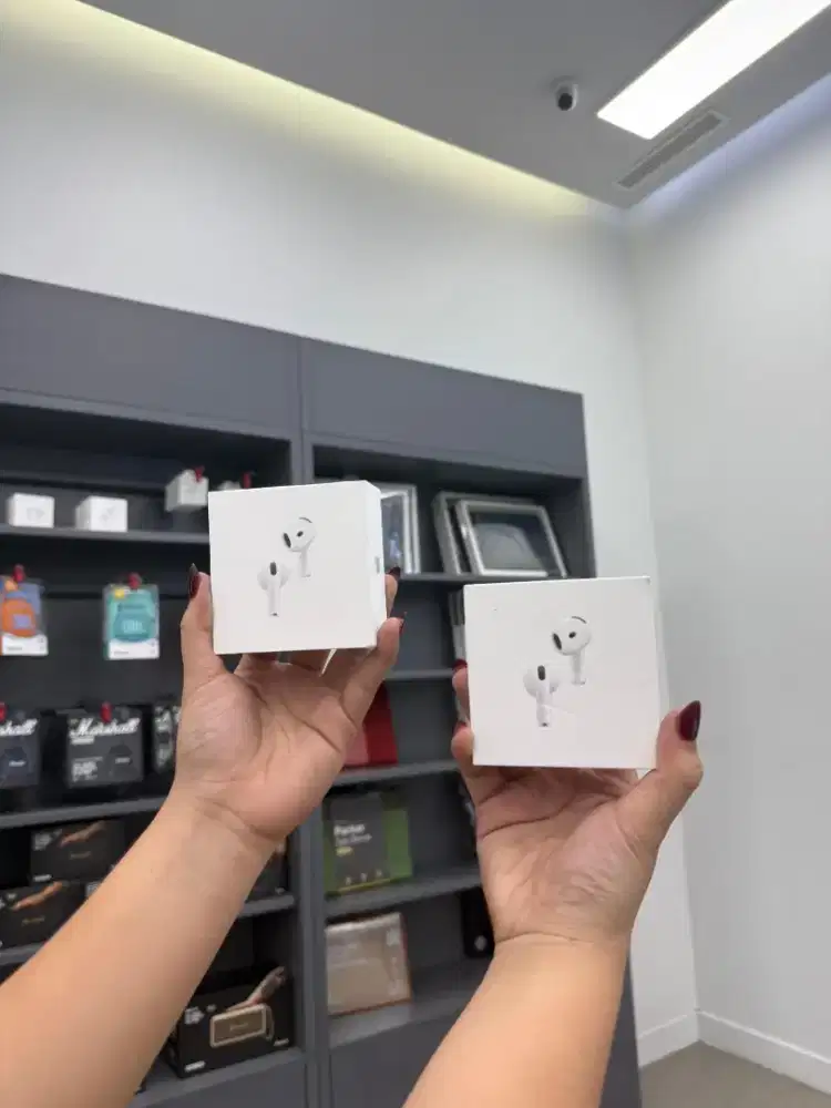 APPLE AIRPODS GEN 4
