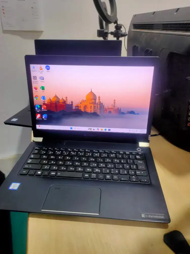 Core i5 RAM 16GB touchscreen garansi 1bulan