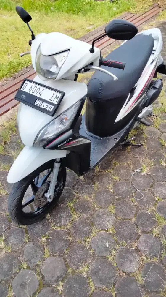 Honda spacy 2011