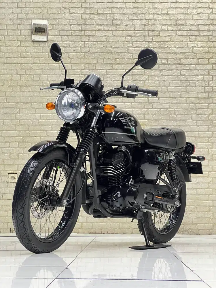 W 175 black style Favorite Color