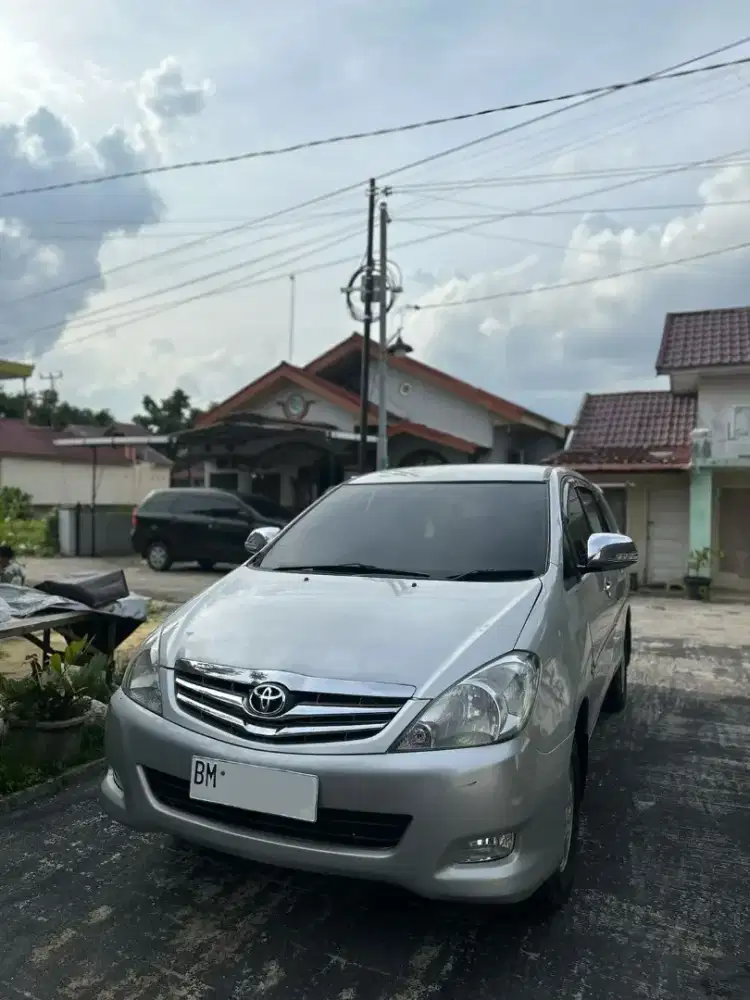 Kijang innova 2006