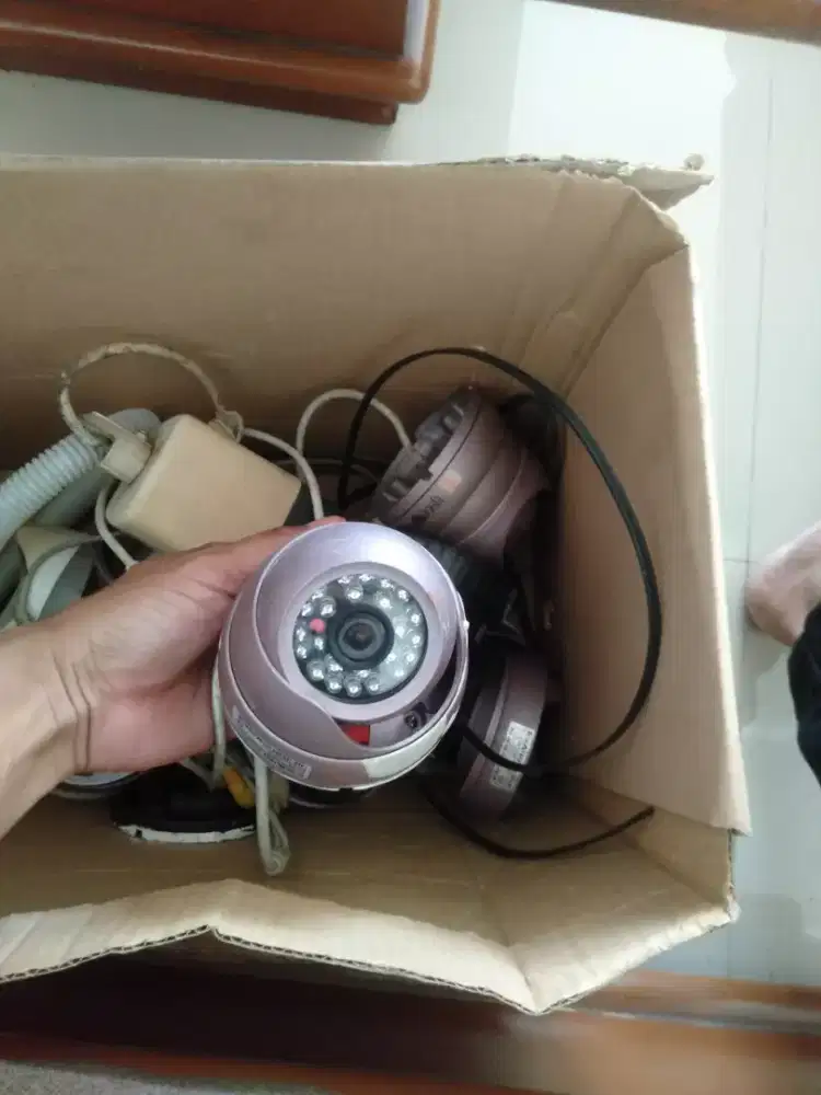 Cctv bekas masih pada nyala