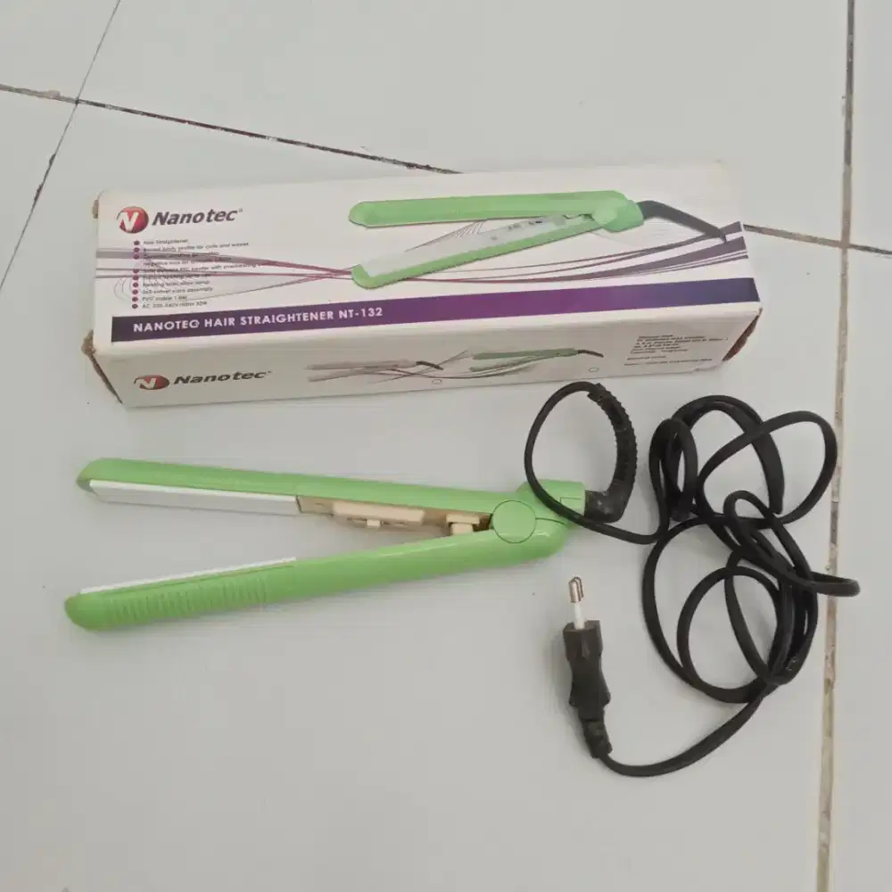 NANOTEC alat pelurus rambut