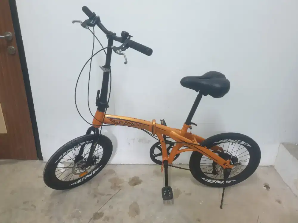 Sepeda lipat genio uk 20
