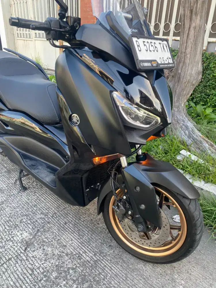 Xmax 2022 Signature odo 6000