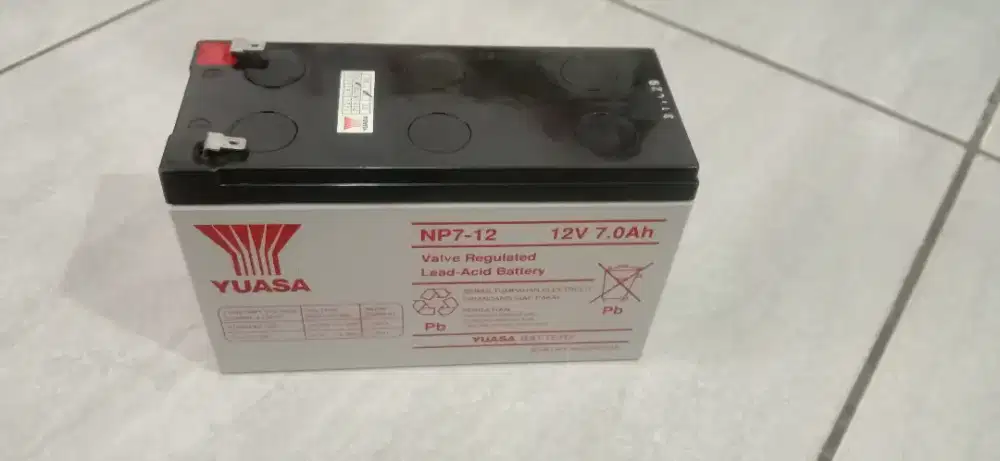 Accu kering  UPS Merk YUASA NP7-12 12 VOLT