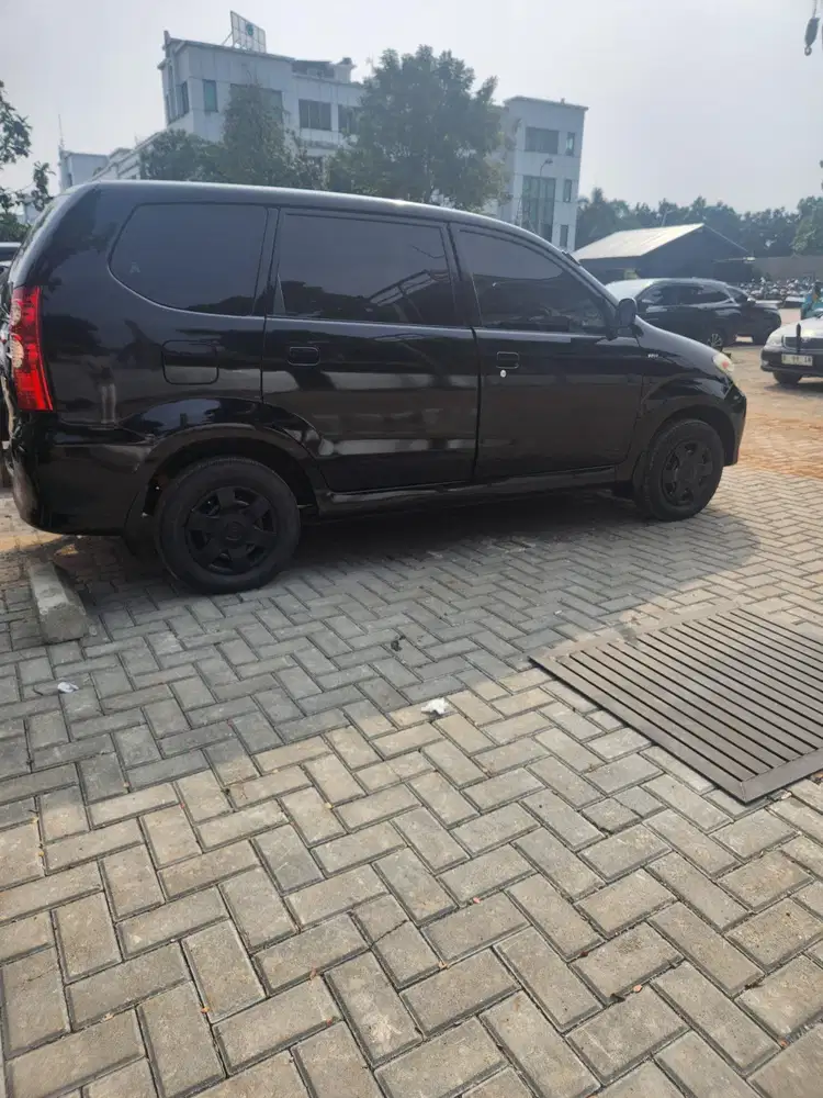 Toyota Avanza 2010 Bensin